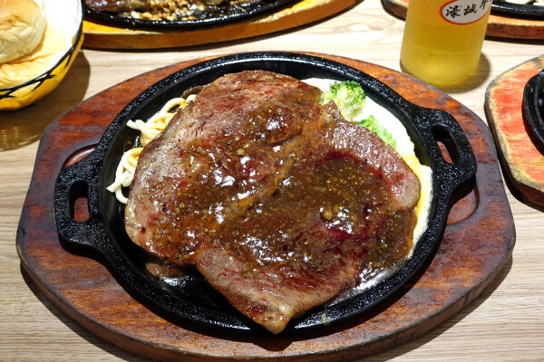 主餐170起蘆洲牛排自助吧吃到飽-蘆洲濠誠牛排館，蘆洲平價排餐，蘆洲牛排外送、蘆洲牛排外帶推薦，蘆洲高cp值牛排餐廳