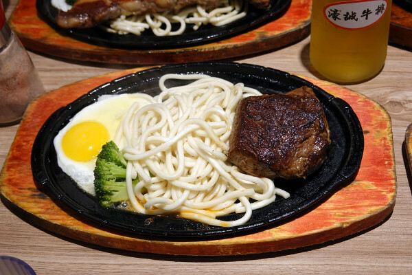 主餐170起蘆洲牛排自助吧吃到飽-蘆洲濠誠牛排館，蘆洲平價排餐，蘆洲牛排外送、蘆洲牛排外帶推薦，蘆洲高cp值牛排餐廳