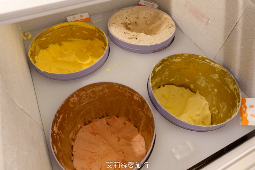 100%原肉牛排只要市價一半就能吃 配阿里山冷泡茶太過癮 內用自助吧無限吃到飽 濠誠牛排 22年老店 - 艾莉絲愛旅行