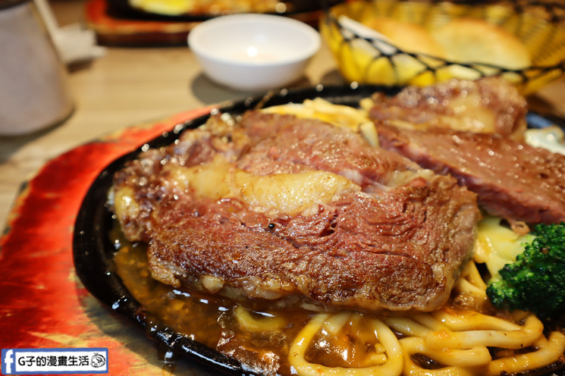 蘆洲 濠誠牛排.原肉牛排.莫凡彼咖啡.冰淇淋吃到飽