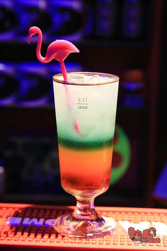 【台南酒吧】海安路上的超人氣露天老屋酒吧，「不限時段」啤酒調酒飲料買一送一：Bark露天茶飲酒吧 - 熱血玩台南。跳躍新世界