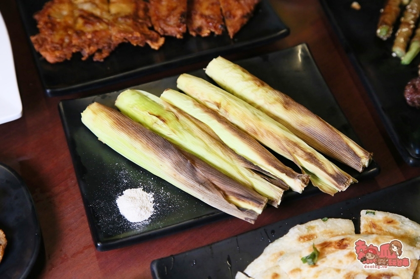 【台南美食】台式超人氣露天酒場，越晚人潮越滿！台南晚餐宵夜吃巧又吃飽的好去處：舞鶴燒烤 - 熱血玩台南。跳躍新世界