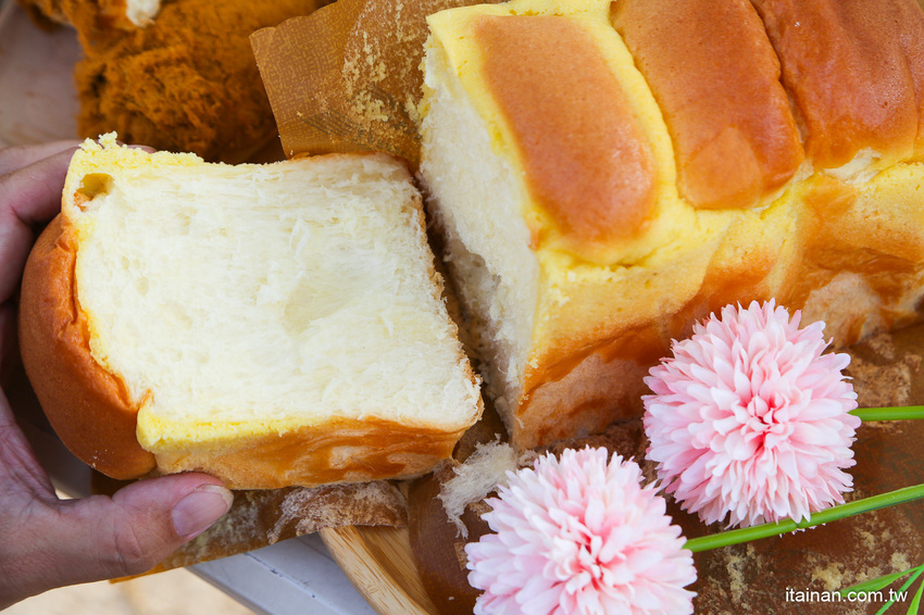 女子麥面包不吃嗎??完整包裝販售,帶了就走的安心麵包!全台唯一全女姓麵包師傅的麵包店「女子麥面包」 - 台南好Food遊