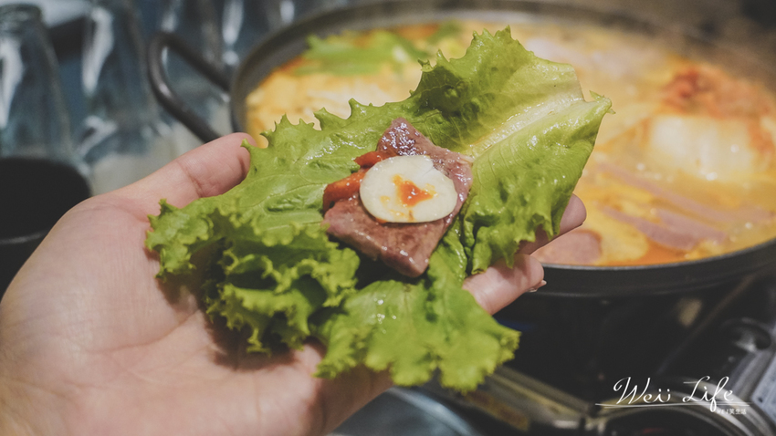 高雄韓式料理推薦//Meogeo韓式燒肉,韓國美食同步讓你滿嘴韓國味、韓式炸雞、炸彈酒、韓國調酒、部隊鍋 - Wei笑生活