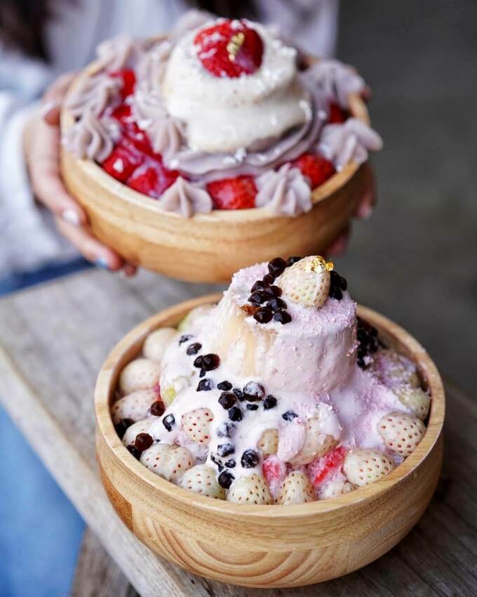 『清水堂』台南必吃這間排隊冰店，必來一碗季節限定夢幻草莓冰，還有機會吃到限量版的白草莓冰！芋頭控也不要錯過草莓芋見泥且加珍珠不用錢～ - 阿華田的美食日記