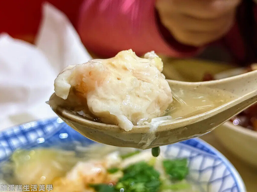 【新北食記】店小二魯肉飯 【新北食記】店小二魯肉飯