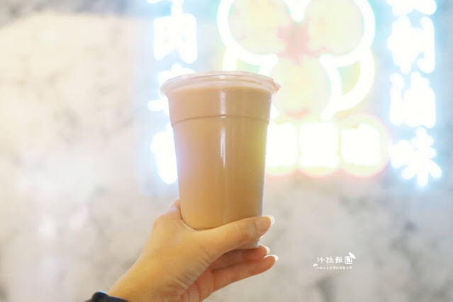 喜歡吃雞肉的別錯過，港式招牌油雞吃過都喜歡