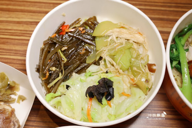 喜歡吃雞肉的別錯過，港式招牌油雞吃過都喜歡