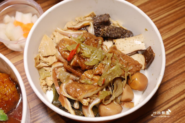 喜歡吃雞肉的別錯過，港式招牌油雞吃過都喜歡