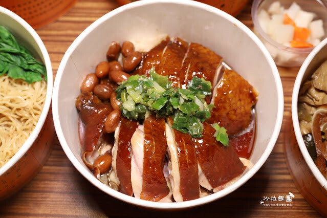 喜歡吃雞肉的別錯過，港式招牌油雞吃過都喜歡