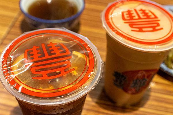 【三重美食】豐雞號-軟嫩不乾柴豐富美味的港式油雞飯美食