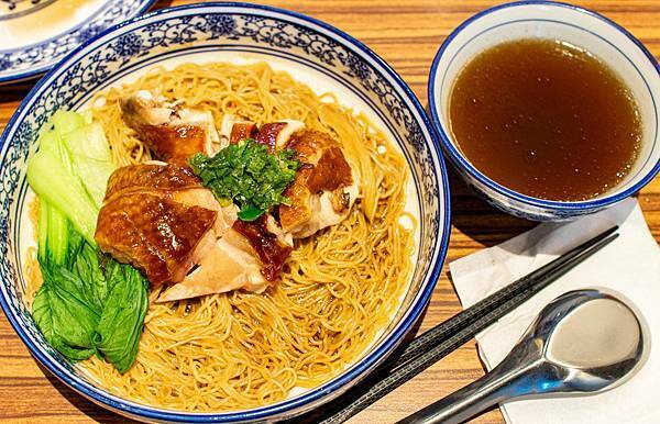 【三重美食】豐雞號-軟嫩不乾柴豐富美味的港式油雞飯美食