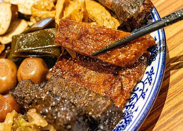 【三重美食】豐雞號-軟嫩不乾柴豐富美味的港式油雞飯美食