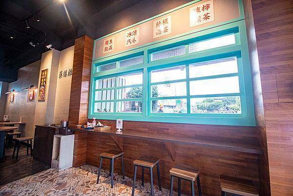 【三重美食】豐雞號-軟嫩不乾柴豐富美味的港式油雞飯美食