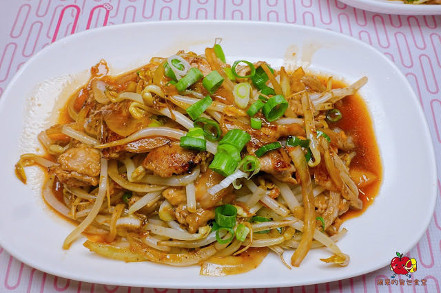 [食記] 新竹竹北-樂槑(同音梅)生活鐵板燒餐廳 充滿膠質滷肉飯香氣四溢 超嫩口菲力牛排充滿奶油香 新鮮Q彈花枝 平價鐵板燒便當