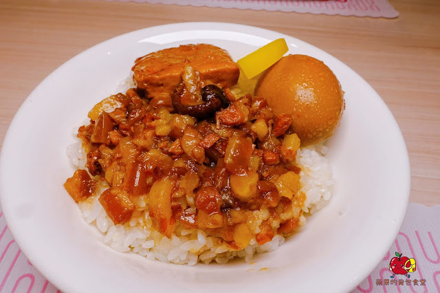 [食記] 新竹竹北-樂槑(同音梅)生活鐵板燒餐廳 充滿膠質滷肉飯香氣四溢 超嫩口菲力牛排充滿奶油香 新鮮Q彈花枝 平價鐵板燒便當