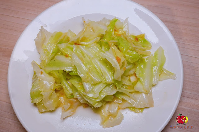 [食記] 新竹竹北-樂槑(同音梅)生活鐵板燒餐廳 充滿膠質滷肉飯香氣四溢 超嫩口菲力牛排充滿奶油香 新鮮Q彈花枝 平價鐵板燒便當