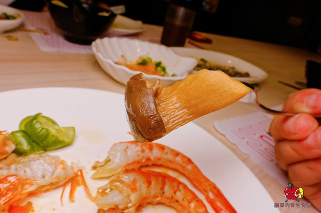 [食記] 新竹竹北-樂槑(同音梅)生活鐵板燒餐廳 充滿膠質滷肉飯香氣四溢 超嫩口菲力牛排充滿奶油香 新鮮Q彈花枝 平價鐵板燒便當