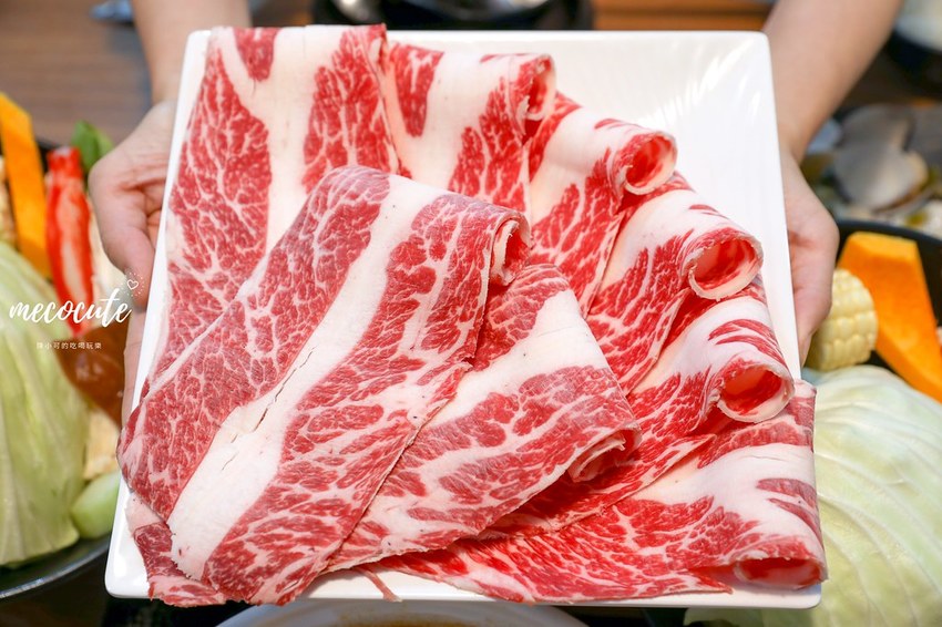 Mi寶涮涮鍋,Mi寶涮涮鍋士林,Mi寶涮涮鍋天母,Mi寶涮涮鍋菜單,Mi寶涮涮鍋評價,台北,台北火鍋,店貓 @陳小可的吃喝玩樂