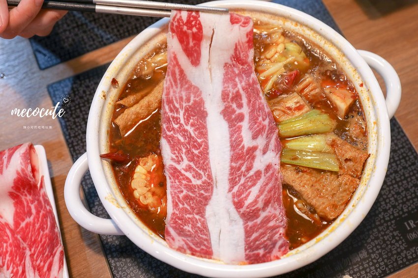 Mi寶涮涮鍋,Mi寶涮涮鍋士林,Mi寶涮涮鍋天母,Mi寶涮涮鍋菜單,Mi寶涮涮鍋評價,台北,台北火鍋,店貓 @陳小可的吃喝玩樂