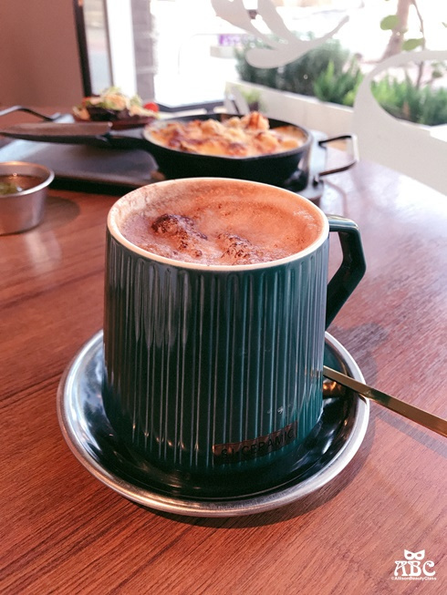 新竹美食|La Kaffa六角咖啡，適合約會聚餐，停車方便！