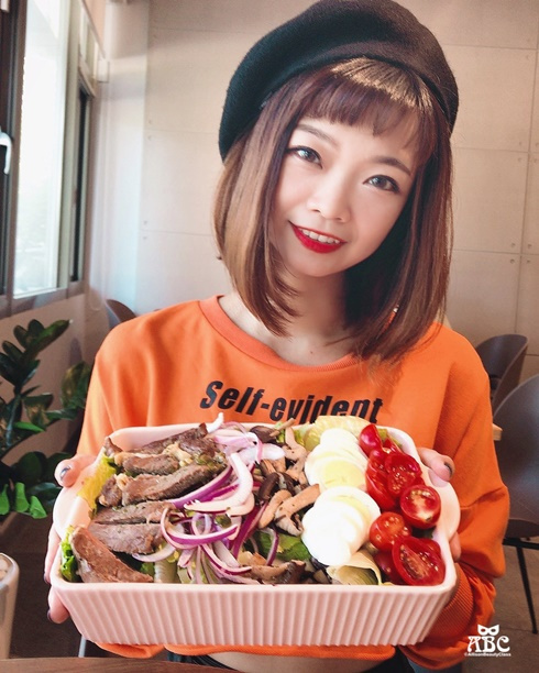 新竹美食|La Kaffa六角咖啡，適合約會聚餐，停車方便！