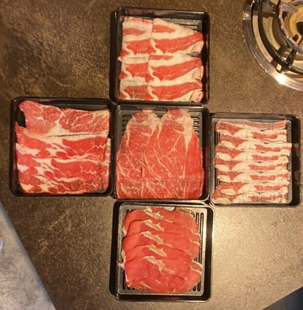 （台中）東海、中科商圈吃到飽麻辣鍋 獨特的少見三杯雞丸 多樣化牛豬羊雞 哈根達斯冰淇淋吃到飽-撈過界