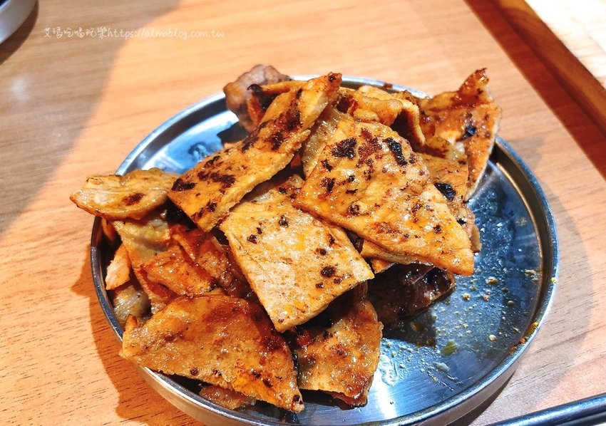 〖啾哇嘿喲〗韓星來台必吃烤肉店!平日399元就能吃到飽.8種辣醬蜜醬豬牛雞肉.6種經典韓式必吃.韓式小菜.飲品&冰淇淋