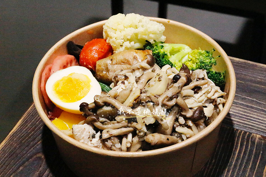 水煮餐盒,低卡餐盒,低卡便當,低熱量便當,減肥便當,高蛋白便當,101會議便當,信義區水煮便當,信義區便當外送,北醫會議便當,四四南村低熱量便當