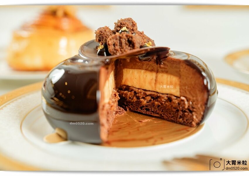 Google評價4.9分的台北東區隱藏甜點,Gelovery Gift 蒟若妮頂級法式甜點店,法國藍帶主廚推出冬季新品肉桂捲x草莓奶霜蛋糕開賣囉~來趟一日偽貴婦下午茶！台北大安區甜點推薦,捷運忠孝敦化