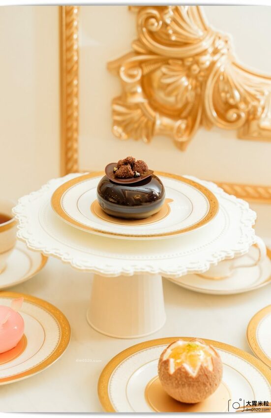 Google評價4.9分的台北東區隱藏甜點,Gelovery Gift 蒟若妮頂級法式甜點店,法國藍帶主廚推出冬季新品肉桂捲x草莓奶霜蛋糕開賣囉~來趟一日偽貴婦下午茶！台北大安區甜點推薦,捷運忠孝敦化