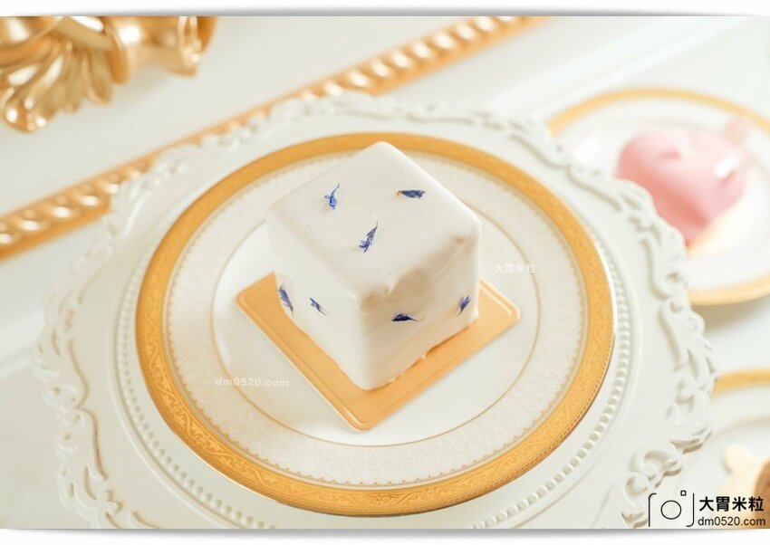 Google評價4.9分的台北東區隱藏甜點,Gelovery Gift 蒟若妮頂級法式甜點店,法國藍帶主廚推出冬季新品肉桂捲x草莓奶霜蛋糕開賣囉~來趟一日偽貴婦下午茶！台北大安區甜點推薦,捷運忠孝敦化