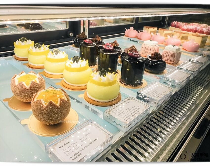 Google評價4.9分的台北東區隱藏甜點,Gelovery Gift 蒟若妮頂級法式甜點店,法國藍帶主廚推出冬季新品肉桂捲x草莓奶霜蛋糕開賣囉~來趟一日偽貴婦下午茶！台北大安區甜點推薦,捷運忠孝敦化