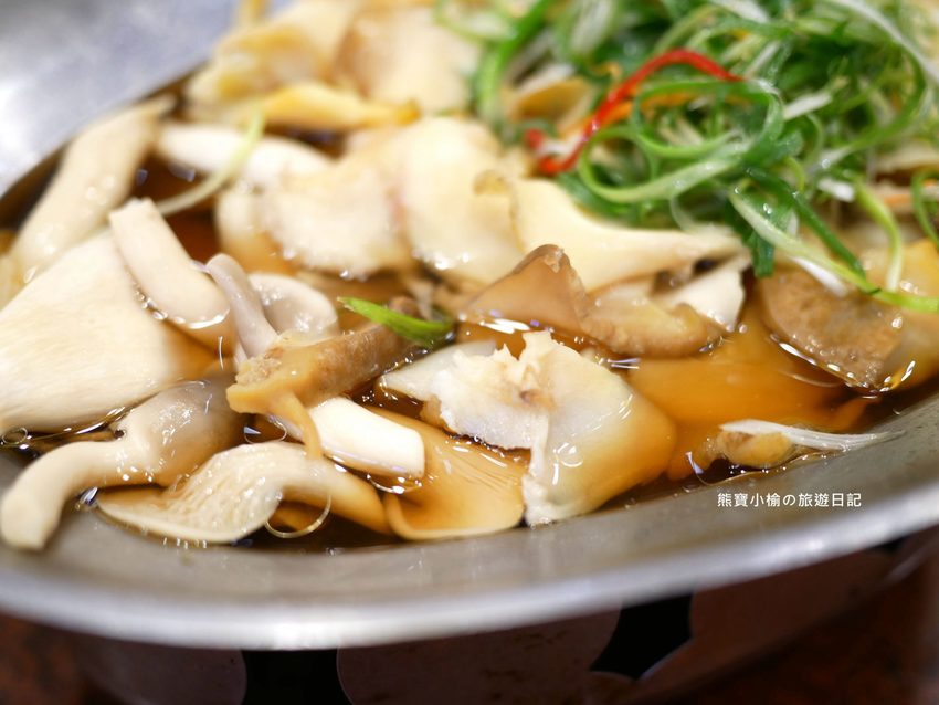 【台中北屯美食】頂園燒鵝担仔廚房太原店，婚宴中式桌菜品嚐心得紀錄，餐廳附免費大型停車場，近太原火車站。 @熊寶小榆の旅遊日記