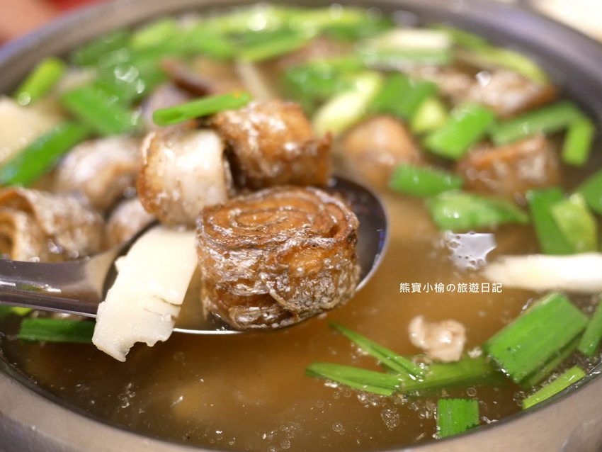 【台中北屯美食】頂園燒鵝担仔廚房太原店，婚宴中式桌菜品嚐心得紀錄，餐廳附免費大型停車場，近太原火車站。 @熊寶小榆の旅遊日記