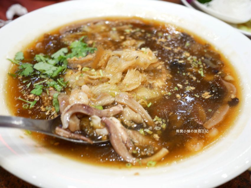 【台中北屯美食】頂園燒鵝担仔廚房太原店，婚宴中式桌菜品嚐心得紀錄，餐廳附免費大型停車場，近太原火車站。 @熊寶小榆の旅遊日記