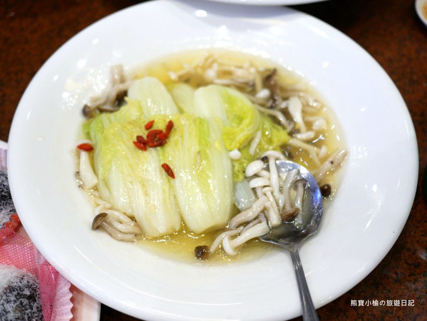 【台中北屯美食】頂園燒鵝担仔廚房太原店，婚宴中式桌菜品嚐心得紀錄，餐廳附免費大型停車場，近太原火車站。 @熊寶小榆の旅遊日記