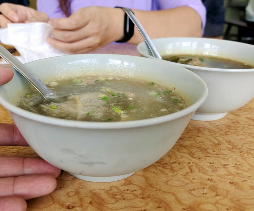 【南澳美食】安打烏醋麵.往返蘇花改超人氣小吃店!