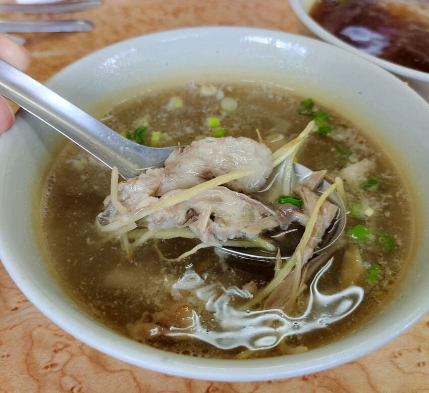 【南澳美食】安打烏醋麵.往返蘇花改超人氣小吃店!
