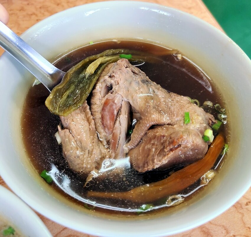 【南澳美食】安打烏醋麵.往返蘇花改超人氣小吃店!