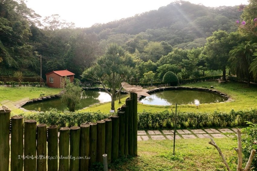 〖陳家休閒農場〗九芎湖週末宛如小市集！客家菜搭配地瓜飯．親子DIY擂茶＆搗糍粑．手作10吋薄披薩