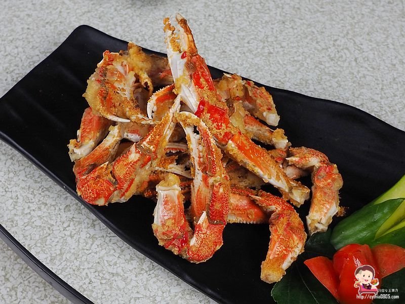 桃園中壢美食-烤貝烤牡燒烤店-路邊攤的價格卻能舒適的室內用餐環境，超大生蠔七顆只要70元  (邀約) @民宿女王芽月-美食.旅遊.全台趴趴走