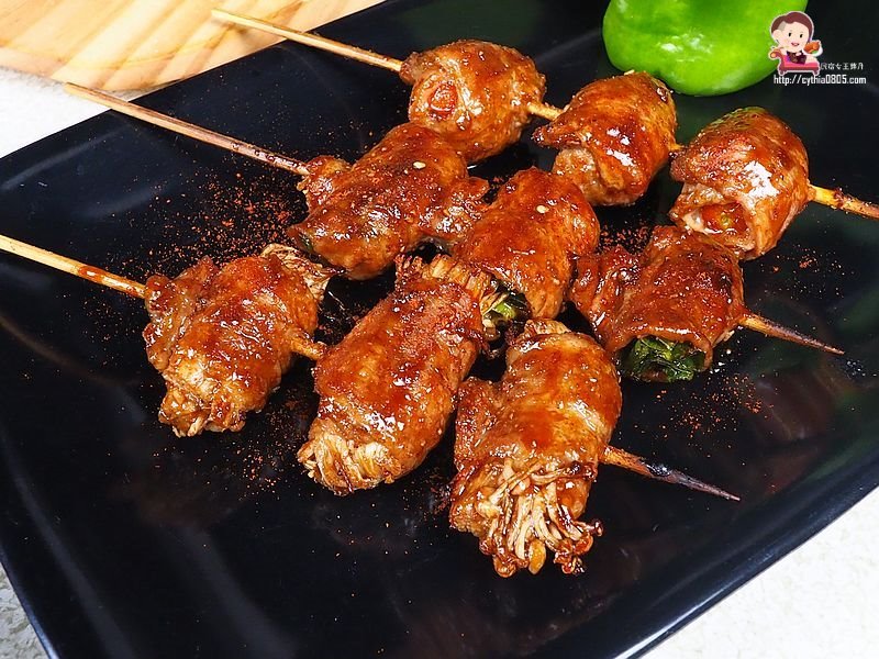 桃園中壢美食-烤貝烤牡燒烤店-路邊攤的價格卻能舒適的室內用餐環境，超大生蠔七顆只要70元  (邀約) @民宿女王芽月-美食.旅遊.全台趴趴走