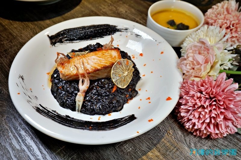 【行天宮站】高達4.7顆星好評的隱藏版咖啡廳,從早午餐到正餐都有供應,而且全都好吃!去過一次就成主顧!