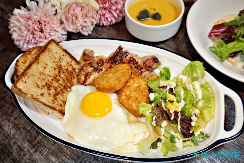 【行天宮站】高達4.7顆星好評的隱藏版咖啡廳,從早午餐到正餐都有供應,而且全都好吃!去過一次就成主顧!