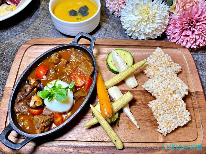 【行天宮站】高達4.7顆星好評的隱藏版咖啡廳,從早午餐到正餐都有供應,而且全都好吃!去過一次就成主顧!