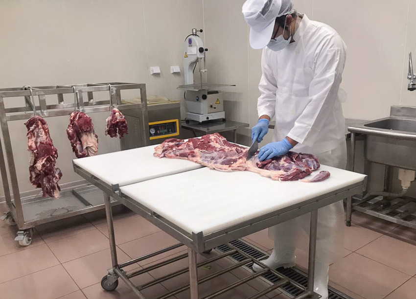 台南羊肉羊肉爐》咩 灣裡羊肉店,台灣極品全羊料理,無羶清燉羊泉羊肉爐 @緹雅瑪 美食旅遊趣