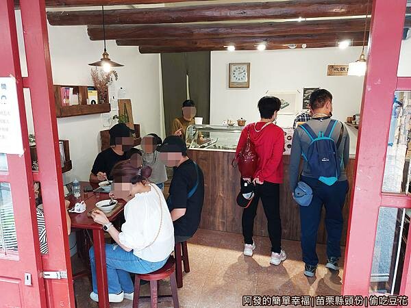 偷吃豆花05-小巧的店面.jpg