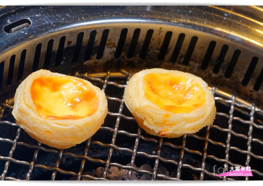 台北宵夜場推薦,醬太郎日式燒肉 吃到飽,午餐549/晚餐.假日649/免收服務費,招牌牛舌/松阪豬/羊排/韓式炸雞/啤酒無限暢飲,中山站燒肉推薦 - 大胃米粒 DAVID & MILLY