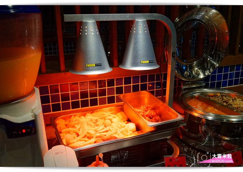 台北宵夜場推薦,醬太郎日式燒肉 吃到飽,午餐549/晚餐.假日649/免收服務費,招牌牛舌/松阪豬/羊排/韓式炸雞/啤酒無限暢飲,中山站燒肉推薦 - 大胃米粒 DAVID & MILLY